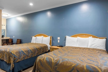 Standard Room, 2 Queen Beds, Non Smoking