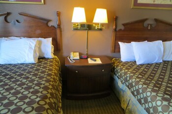 Room, 2 Queen Beds