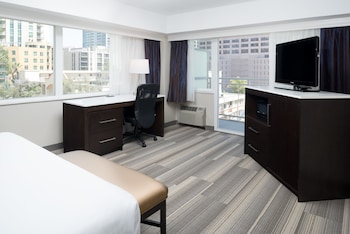 Suite, 1 Bedroom, Balcony