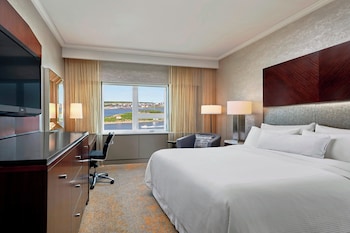 Premium Room, 1 King Bed, Harbor View