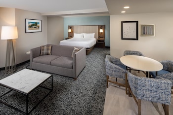 Junior Suite, 1 King Bed, Non Smoking