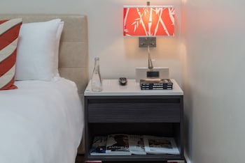 Premium Studio, 1 King Bed