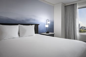 Premium Room, 1 King Bed, Non Smoking
