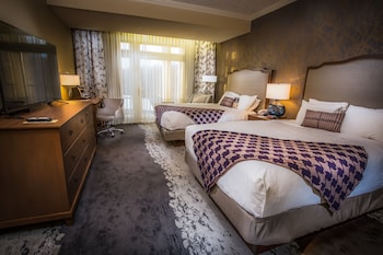 Deluxe Room, 2 Double Beds