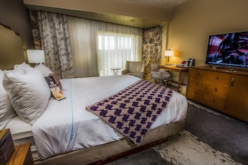 Deluxe Room, 1 King Bed