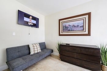 Deluxe Room, 1 King Bed, Ocean View (Self check-in)