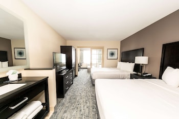 Suite, 2 Double Beds, Non Smoking (Living Room)