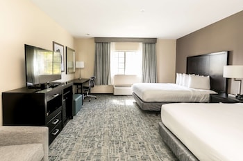 Standard Room, 2 Queen Beds, Accessible, Bathtub