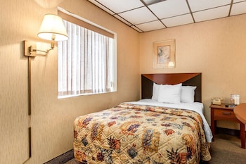 Standard Double Room, Smoking