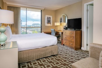 Room, 1 Queen Bed, Accessible (Roll In Shower)