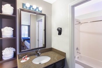 Room, 2 Queen Beds