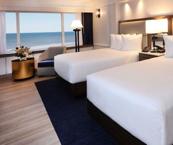 Bally's Tower Classic Room, 2 Double Beds, City View, Smoking