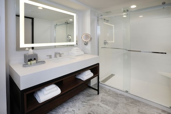 Bally's Tower Classic Room, 2 Double Beds, City View, Smoking