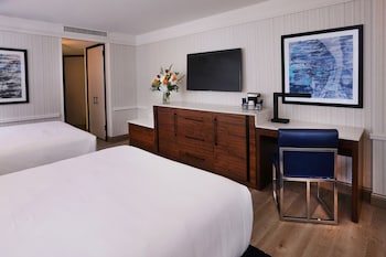 Bally's Tower Classic Room, 2 Double Beds, City View, Smoking