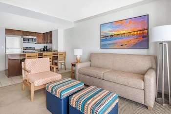 1 BEDROOM OCEAN VW PREMIER SUITE W/ACC HR TUB