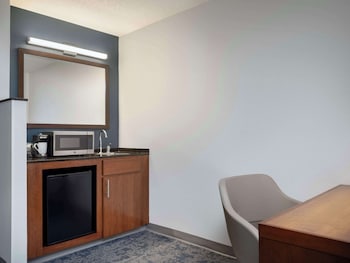 Room, 1 King Bed (Specialty)