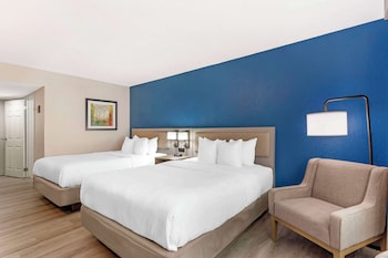 Standard Room, 2 Queen Beds, Non Smoking