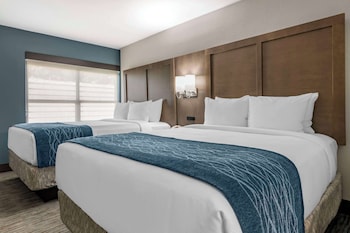 Suite, 2 Queen Beds, Non Smoking