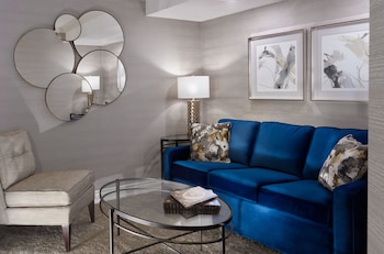 Classic Suite, 1 King Bed with Sofa bed, Lakeside