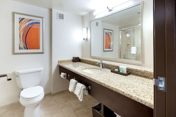 Premier Room, 2 Queen Beds, City View