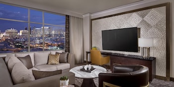 Executive Studio Suite, 1 King Bed