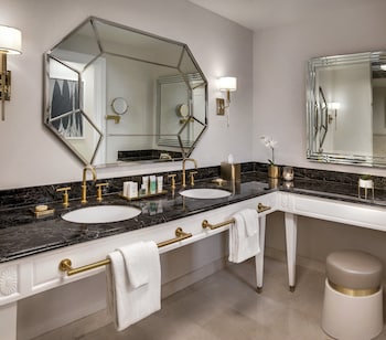 Executive Studio Suite, 1 King Bed