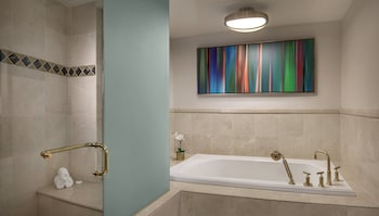 Executive Studio Suite, 1 King Bed