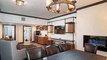 Executive Room