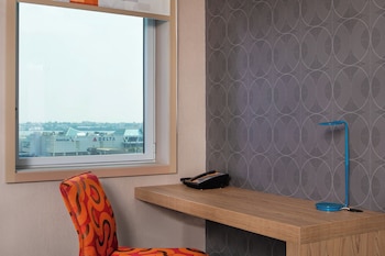 aloft, Room, 2 Queen Beds