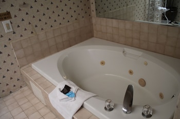 Luxury Suite, Jacuzzi