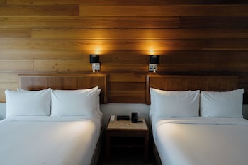 Business Room, 2 Double Beds