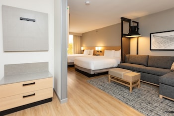 Room, 2 Queen Beds (High Floor)