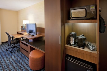 Room, 1 King Bed (Hearing Accessible)