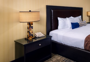 Deluxe Room, 1 King Bed