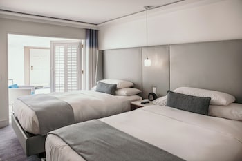 Deluxe Two Double Beds