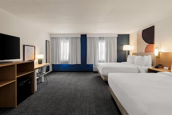 Room, 2 Queen Beds, Accessible (Hearing)