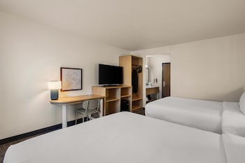 Room, 2 Queen Beds, Non Smoking
