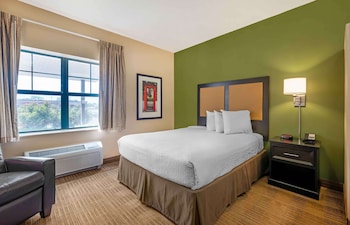 Studio, 1 Queen Bed, Non Smoking
