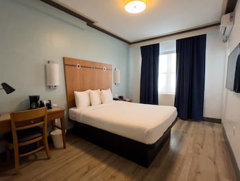 Superior Room, 1 Queen Bed