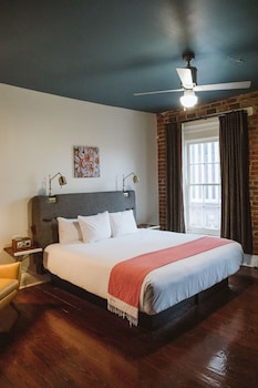 Premium Room, 1 King Bed