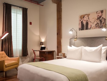 Classic Room, 1 King Bed