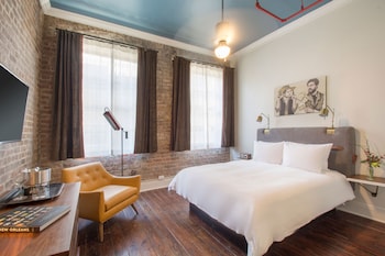 Premium Room, 1 King Bed