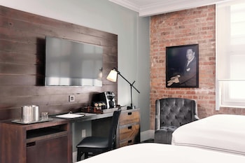 2 Queen Beds, High Floor, Guest Room