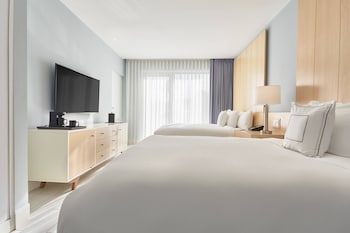 Room, 2 Queen Beds (Garden View)