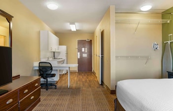 Studio, 1 Queen Bed, Accessible, Non Smoking