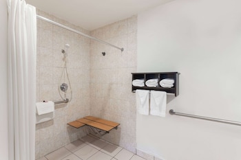 Room, 1 King Bed, Accessible, Non Smoking (Mobility/Hearing Impaired)