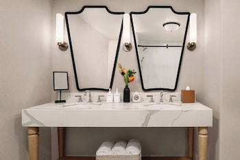 Superior Suite, Multiple Beds (Park 2 Full Bed Suite)