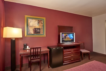 Two Queens Room (No Resort Fee)