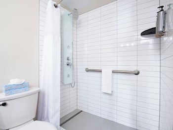 Two Doubles Room (No Resort Fee)