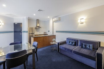 King Spa Suite